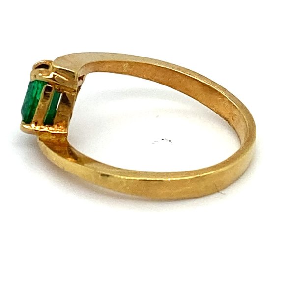 Emerald .80ct Solid 22K Yellow Gold Ring - Picture 8 of 9